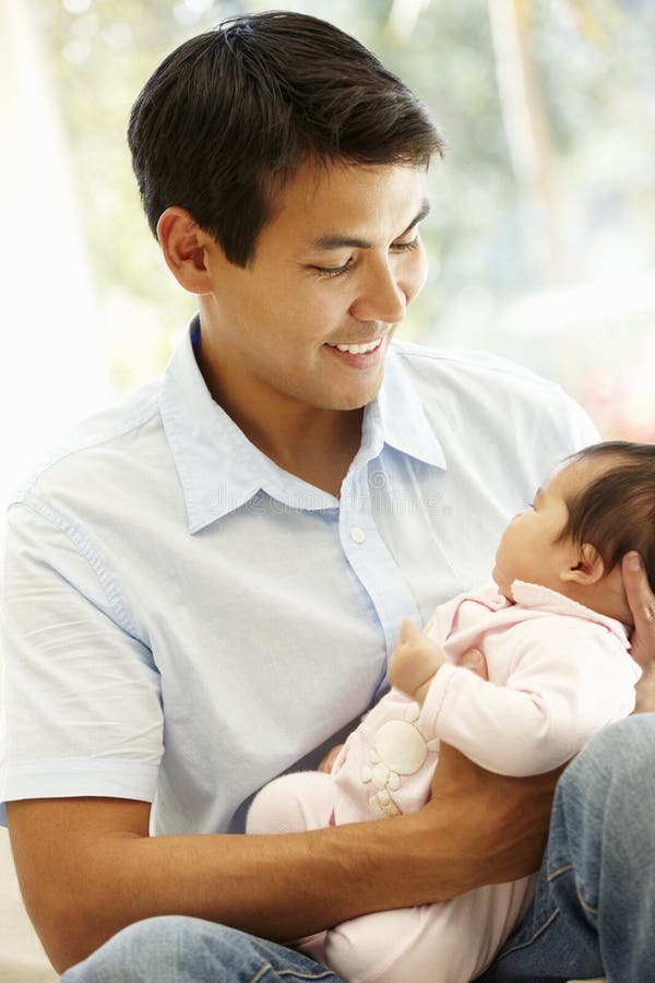 Padre e bambino asiatici immagini stock Padre e bambino asiatici immagini stock