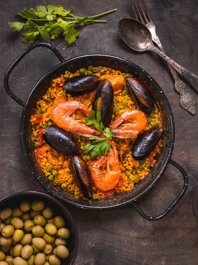 Paella Nourriture Espagnole Traditionnelle, Paella De Fruits De Mer