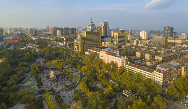 Paesaggio Cina della città di Luoyang fotografie stock Paesaggio Cina della città di Luoyang fotografie stock