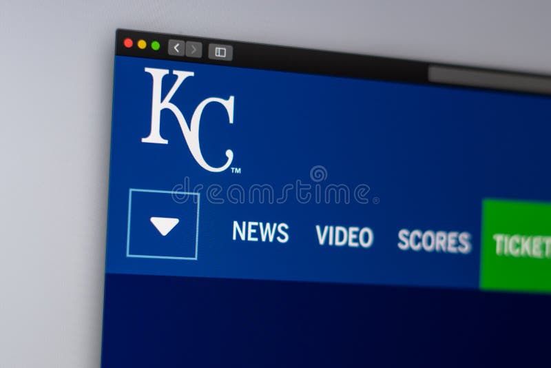 Page d'accueil de site Web de Kansas City Royals d'?quipe de baseball Fermez-vous du logo d'?quipe photo stock Page d'accueil de site Web de Kansas City Royals d'?quipe de baseball Fermez-vous du logo d'?quipe photo stock