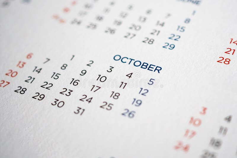 Pagina del calendario di ottobre con i mesi e le date fotografia stock Pagina del calendario di ottobre con i mesi e le date fotografia stock