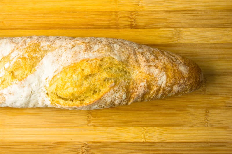 Tupperware BreadSmart Large – Innovativo Portapane Mantiene I