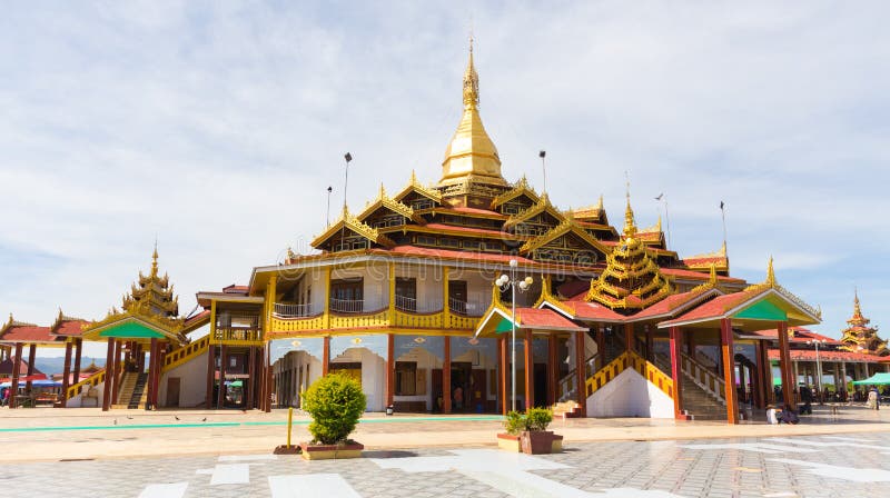 Pagoda de Phaung Daw Oo, lac Inle, Myanmar images stock Pagoda de Phaung Daw Oo, lac Inle, Myanmar images stock