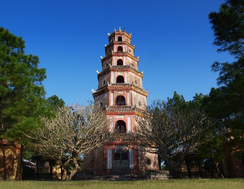 Pagoda di Thien MU, tonalità, Vietnam. Sito del patrimonio mondiale dell'Unesco.
