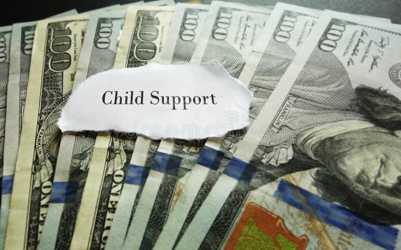 Paiement de pension alimentaire pour les enfants image stock Paiement de pension alimentaire pour les enfants image stock
