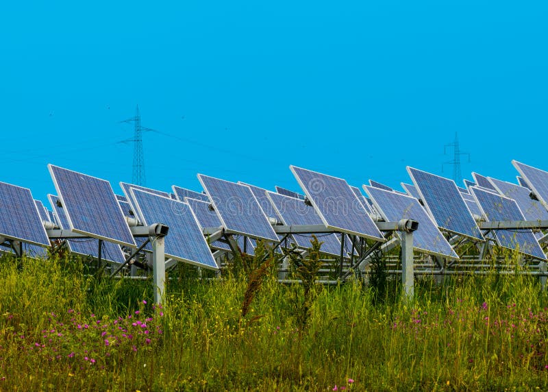 Painel solar - fotovoltaico fotos de stock royalty free Painel solar - fotovoltaico fotos de stock royalty free
