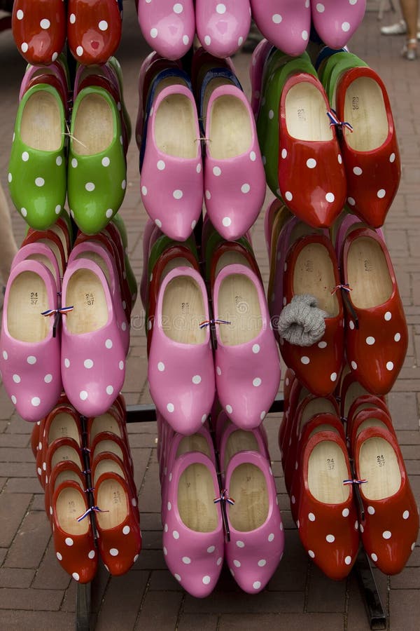 Painted Dutch wooden shoes for sale