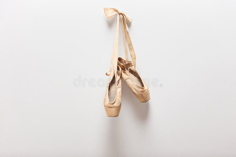 pix Hanging Pointe Shoes Png 205 hanging ballet shoes photos free