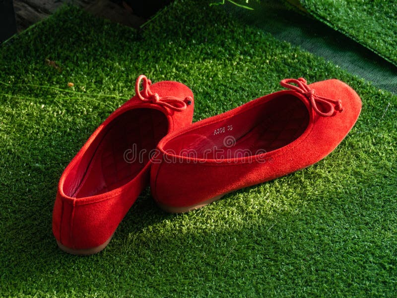 Buy > red flat shoe > in stock