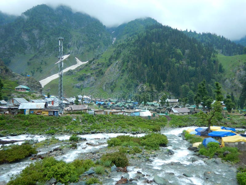 Paisaje de Chandanwari en Pahalgam-2 fotografía de archivo libre de regalías Paisaje de Chandanwari en Pahalgam-2 fotografía de archivo libre de regalías