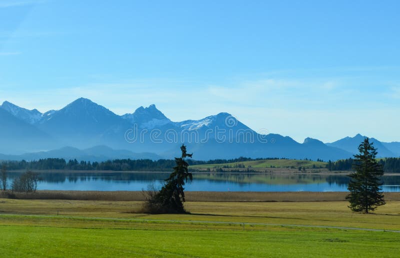 Paisaje del panorama en Baviera imágenes de archivo libres de regalías Paisaje del panorama en Baviera imágenes de archivo libres de regalías