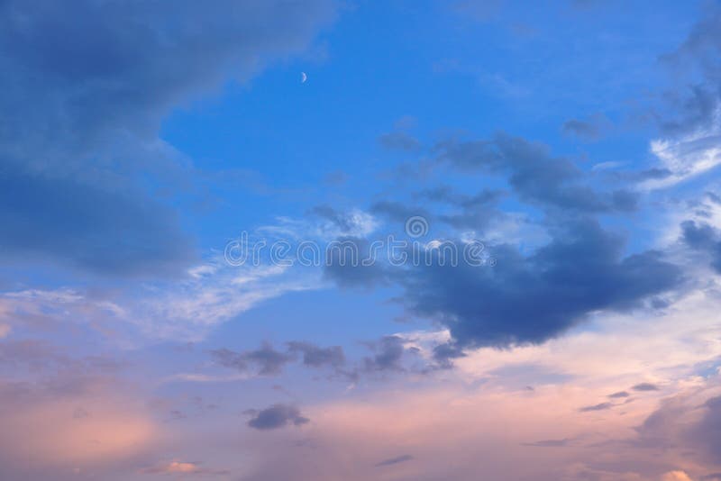 Paisaje divino con las nubes foto de archivo libre de regalías Paisaje divino con las nubes foto de archivo libre de regalías
