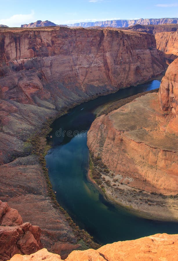 Paisaje hermoso en Glen Canyon Dam y el río Colorado imagen de archivo libre de regalías Paisaje hermoso en Glen Canyon Dam y el río Colorado imagen de archivo libre de regalías