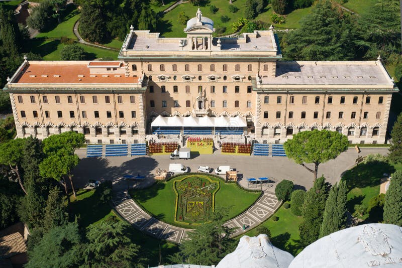 186 Garden View Governor Palace Stock Photos - Free & Royalty-Free ...