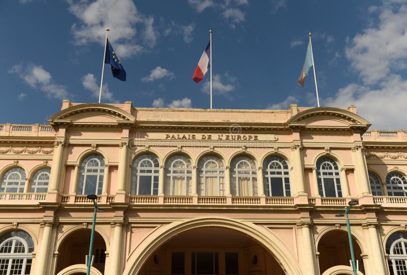 Palais de L'Europe in Menton, im Theater und im Konzertsaal in Menton Frankreich stockbilder Palais de L'Europe in Menton, im Theater und im Konzertsaal in Menton Frankreich stockbilder