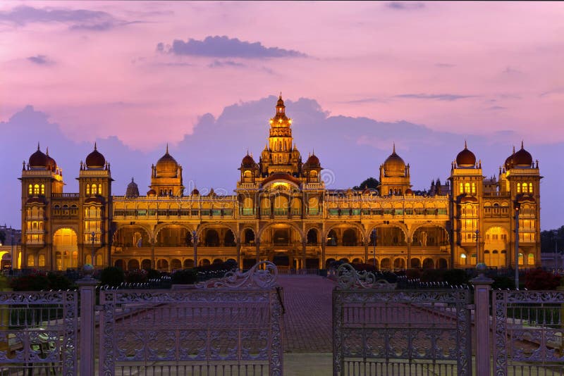 Palais de Mysore, Inde photo stock Palais de Mysore, Inde photo stock