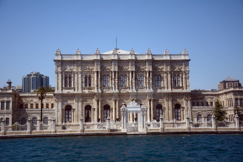 Palazzo Dolmabahce, Istanbul, Turchia fotografia stock Palazzo Dolmabahce, Istanbul, Turchia fotografia stock