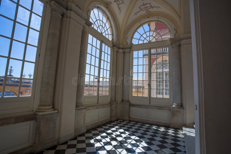 Palazzo Reale em Genoa, Itália, Royal Palace, na cidade italiana de Genoa, local do patrimônio mundial do UNESCO, Itália Detalhe foto de stock royalty free Palazzo Reale em Genoa, Itália, Royal Palace, na cidade italiana de Genoa, local do patrimônio mundial do UNESCO, Itália Detalhe foto de stock royalty free