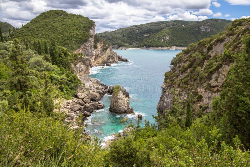 Paleokastritsa-Bucht, Korfu-Insel, Griechenland stockfoto Paleokastritsa-Bucht, Korfu-Insel, Griechenland stockfoto