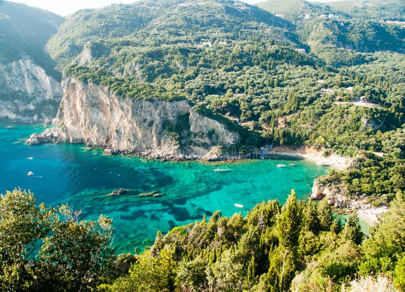 Paleokastritsa-Bucht, Korfu-Insel, Griechenland stockfotografie Paleokastritsa-Bucht, Korfu-Insel, Griechenland stockfotografie