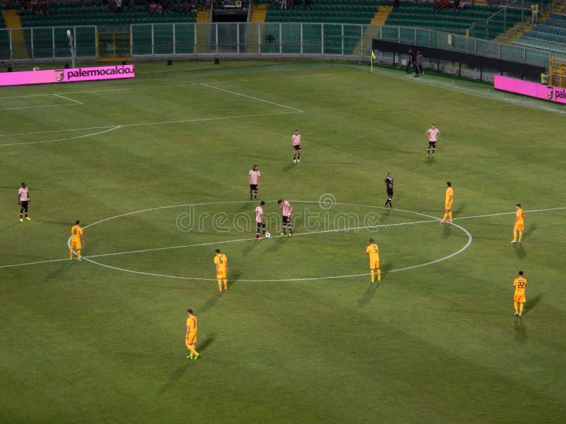 205 fotografias e imagens de Citta Di Palermo V Hellas Verona Fc
