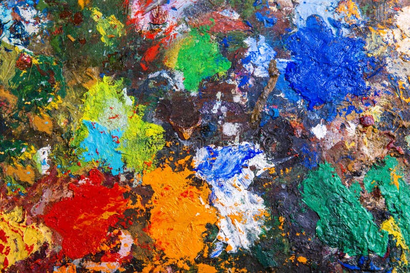 DRY OIL ARTIST PALETTE stock image. Image of equipment 12492553