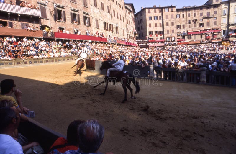 Before the real Palio, some tests are performed. One of the first is the evidence for the choice of the horses. The jockeys do not still wear the colors of the Contrade (districts), but a uniform standard. Before the real Palio, some tests are performed. One of the first is the evidence for the choice of the horses. The jockeys do not still wear the colors of the Contrade (districts), but a uniform standard