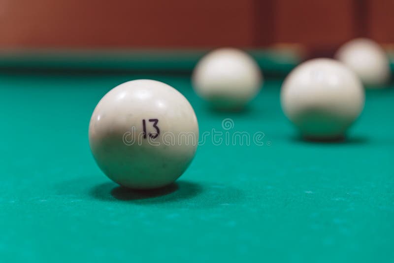 Tabella Di Biliardo Ed Illustrazione Di Vettore Della Palla - Foto 6