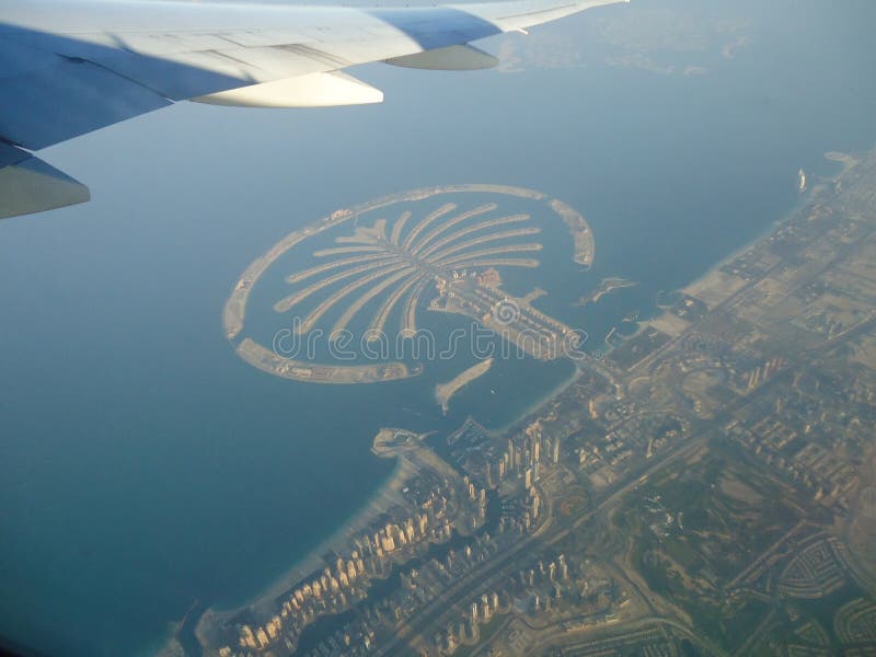 Palm island dubai editorial photography. Image of shot 52082867