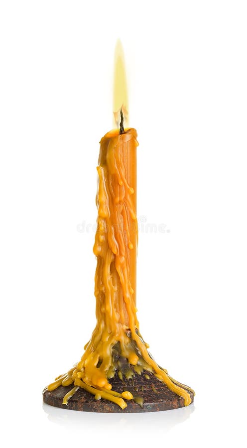 Palmatoria vieja del bronce del vintage de la vela aislada en un blanco imagen de archivo libre de regalías Palmatoria vieja del bronce del vintage de la vela aislada en un blanco imagen de archivo libre de regalías