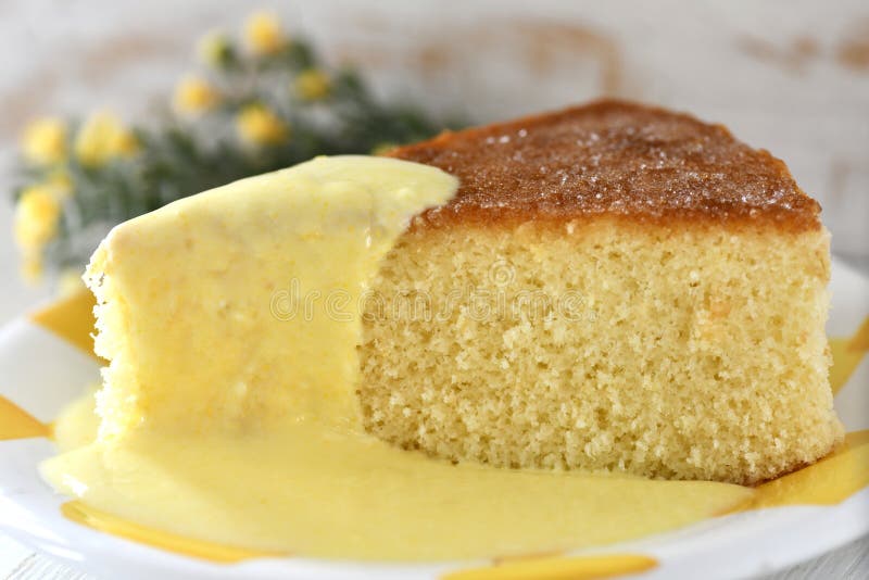 Pan di Spagna del limone immagini stock libere da diritti Pan di Spagna del limone immagini stock libere da diritti