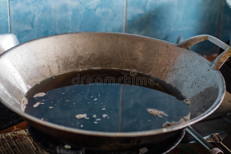 The Pan is Full of Oil in the Pan Stock Image Image of crispy, danger