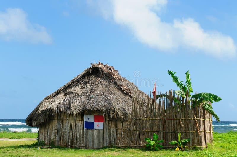 Panama, traditioneel huis van ingezetenen van de archipel van San Blas stock afbeeldingen Panama, traditioneel huis van ingezetenen van de archipel van San Blas stock afbeeldingen
