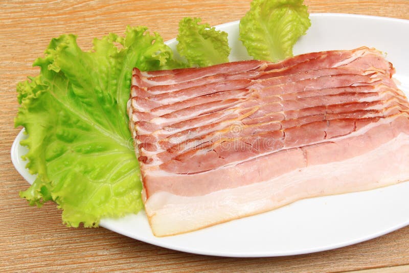 Pancetta affumicata immagine stock. Immagine di buongustaio 15856797