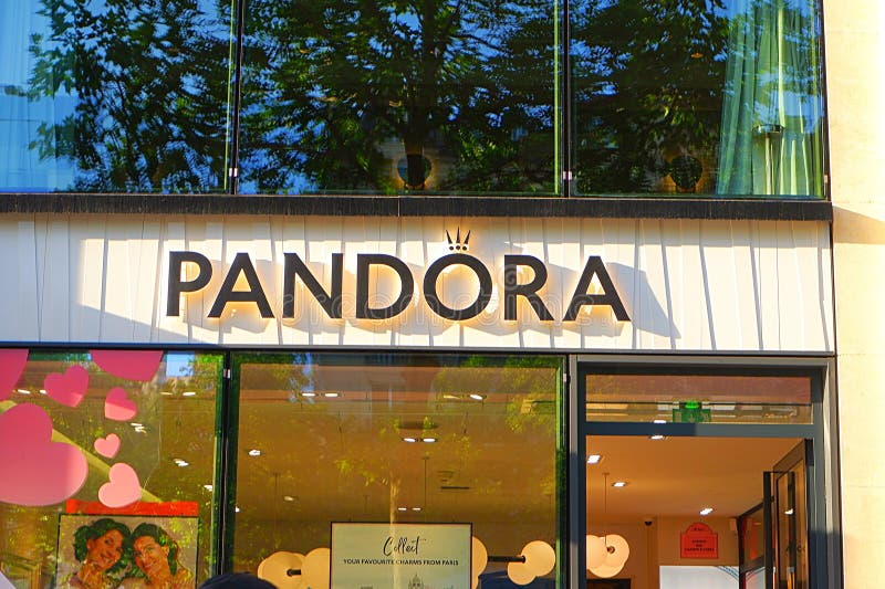 Pandora Necklaces for sale in Guayaquil, Ecuador | Facebook Marketplace |  Facebook