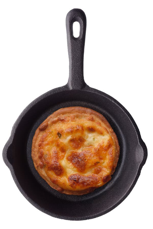 Pane tostato rotondo con formaggio arrostito su una padella immagine stock libera da diritti Pane tostato rotondo con formaggio arrostito su una padella immagine stock libera da diritti