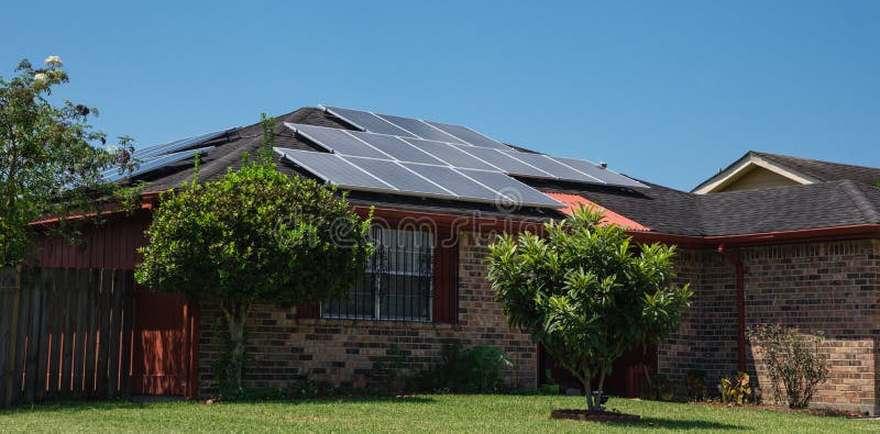 Panelu słonecznego dach