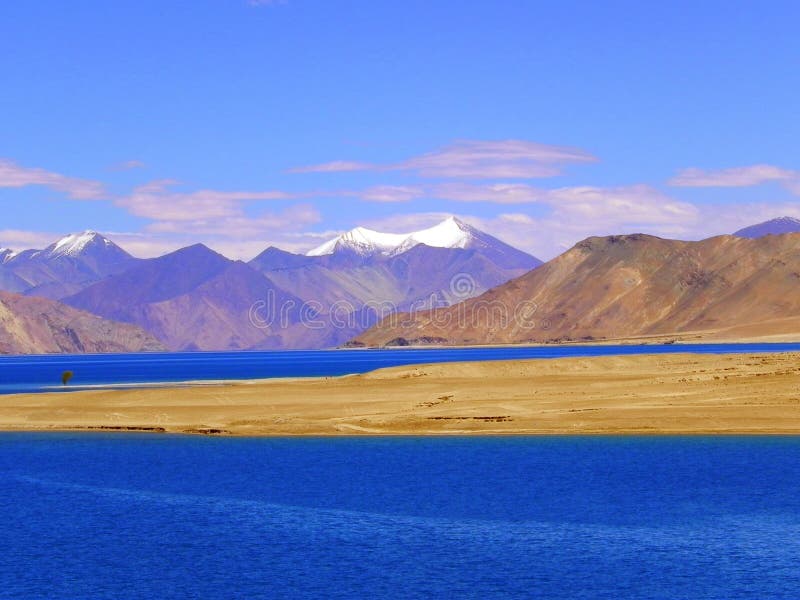 Pangong-See-Ladakh stockfotos