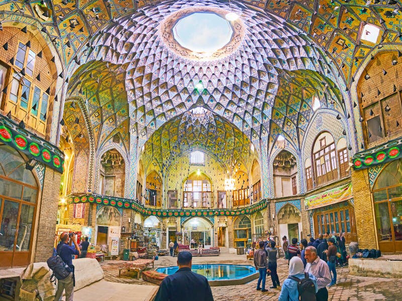 Panorama Aminoddole karawanseraj Kashan bazar, Iran zdjęcia royalty free