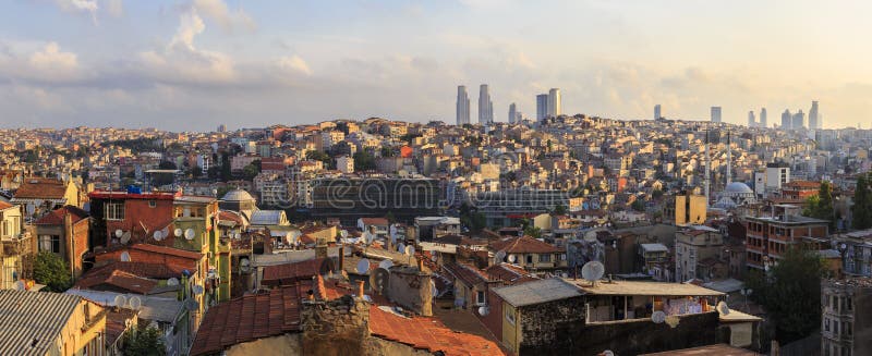 Panorama av Istanbul Taksim kalkon royaltyfri foto Panorama av Istanbul Taksim kalkon royaltyfri foto