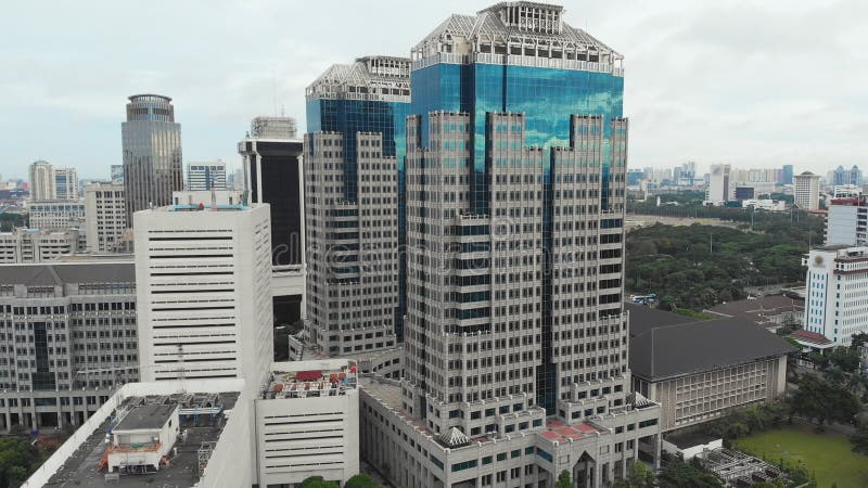 Panorama aéreo del centro de ciudad con los rascacielos Jakarta indonesia