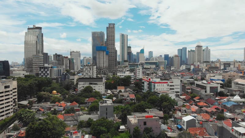 Panorama aéreo del centro de ciudad con los rascacielos Jakarta indonesia