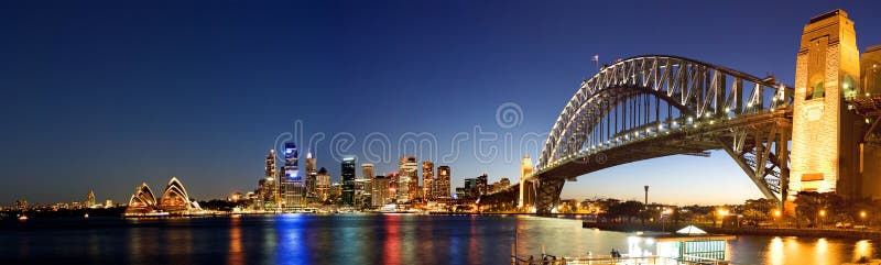 Panorama d'horizon de Sydney-Nuit
