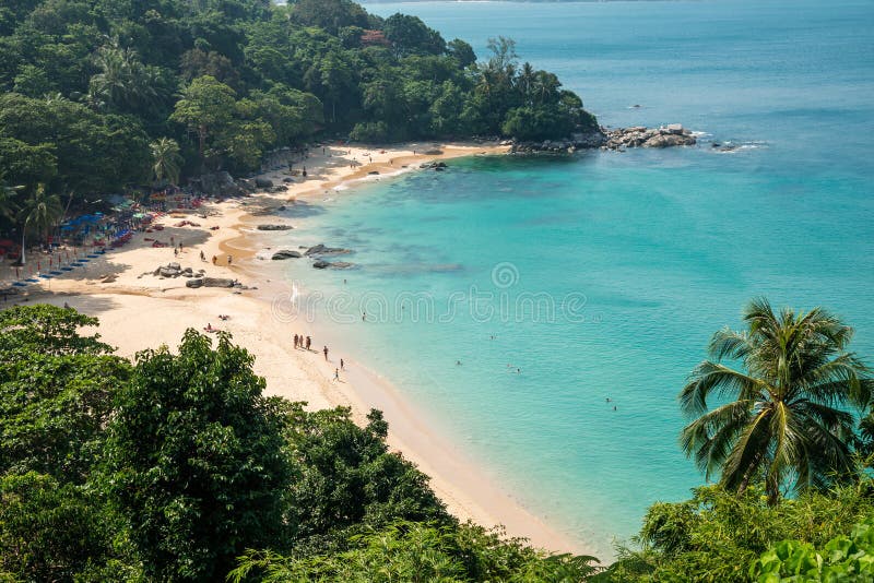 Panorama de la baie de la plage de Kamala à Phuket photographie stock