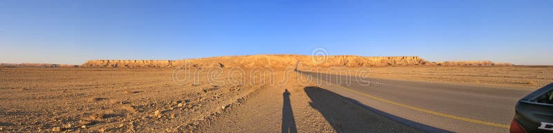 Panorama de désert Arabe photographie stock libre de droits Panorama de désert Arabe photographie stock libre de droits