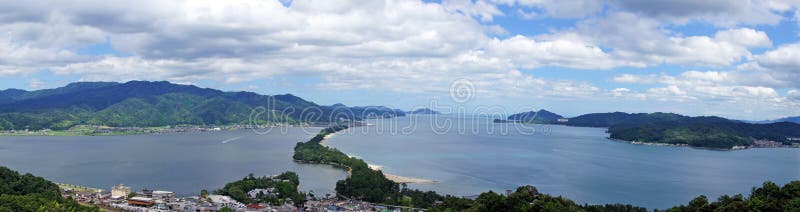 Panorama de la barra de arena de Amanohashidate fotos de archivo libres de regalías Panorama de la barra de arena de Amanohashidate fotos de archivo libres de regalías