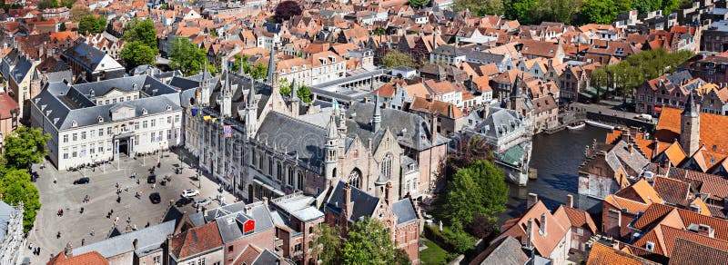 Panorama de la vista aérea de Brujas (Brujas), Bélgica fotografía de archivo