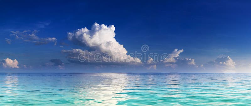 Panorama de lagune de turquoise photo stock Panorama de lagune de turquoise photo stock