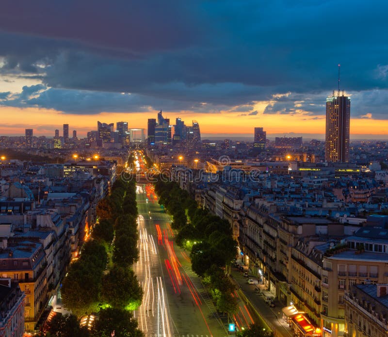 Panorama de Paris au coucher du soleil photographie stock Panorama de Paris au coucher du soleil photographie stock