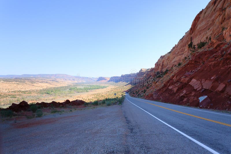 Panorama de Utah, camino en perspectiva imagenes de archivo Panorama de Utah, camino en perspectiva imagenes de archivo